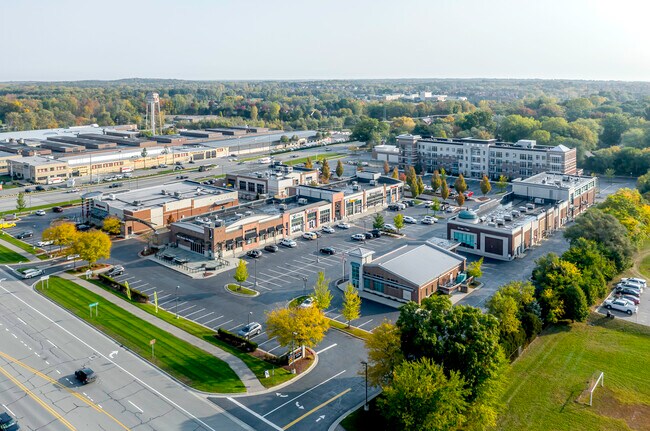 Plus de détails pour 1412-1490 N Rochester Rd, Rochester, MI - Commerce de détail à louer