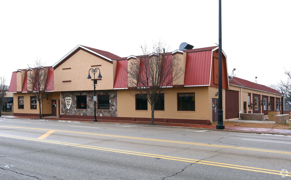 2711 Sheridan Rd, Zion, IL for sale - Building Photo - Image 1 of 15