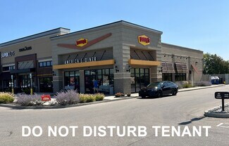 Plus de détails pour 827 E State Road 32, Westfield, IN - Commerce de détail à louer