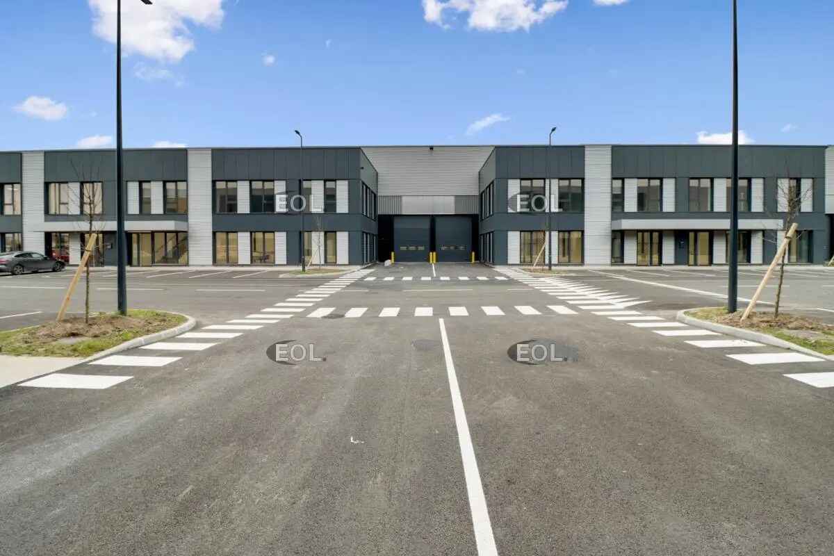 Flex in Le Bourget for lease Building Photo- Image 1 of 16