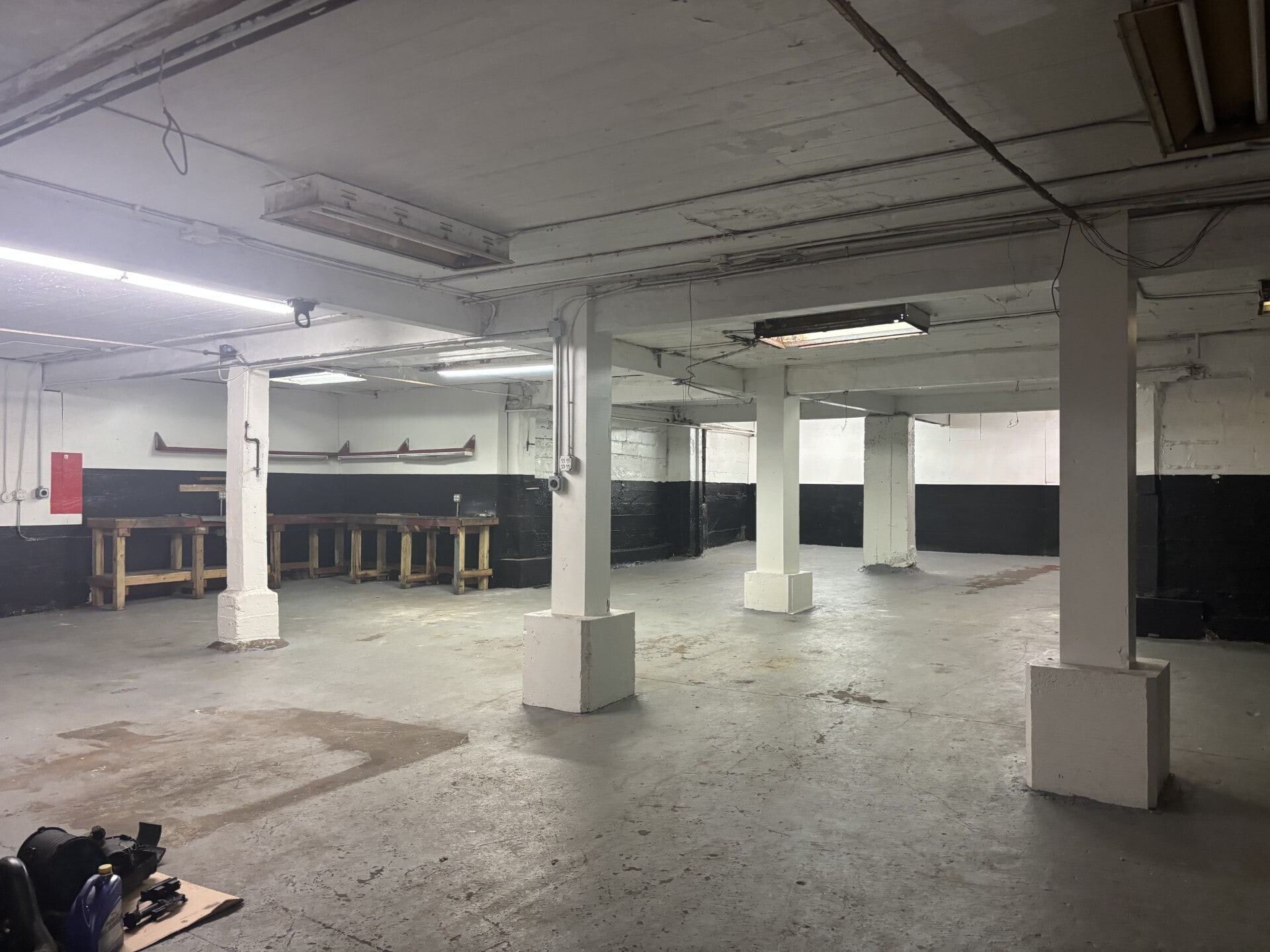 164-170 Ferris Ave, White Plains, NY for lease Interior Photo- Image 1 of 4