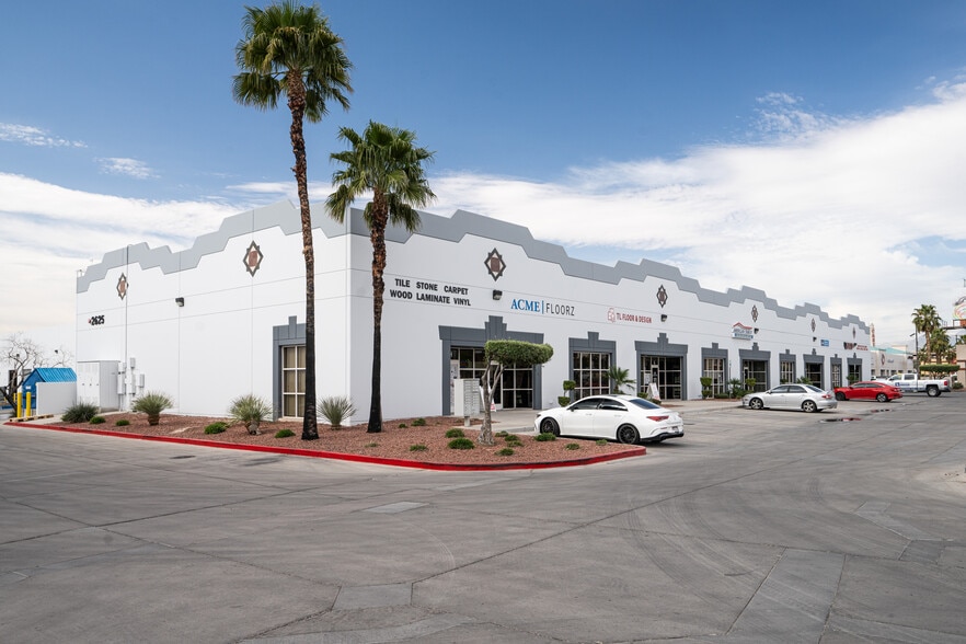 2625 E Craig Rd, North Las Vegas, NV for lease - Building Photo - Image 2 of 5
