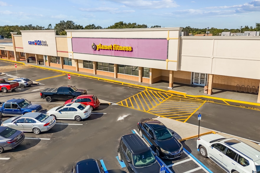 707-787 Martin Luther King Blvd, Seffner, FL for sale - Building Photo - Image 3 of 6