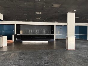 416-420 Jonestown Rd, Winston-Salem, NC for lease Interior Photo- Image 2 of 6