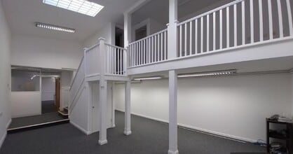 Ventnor Villas, Hove for lease Interior Photo- Image 2 of 5