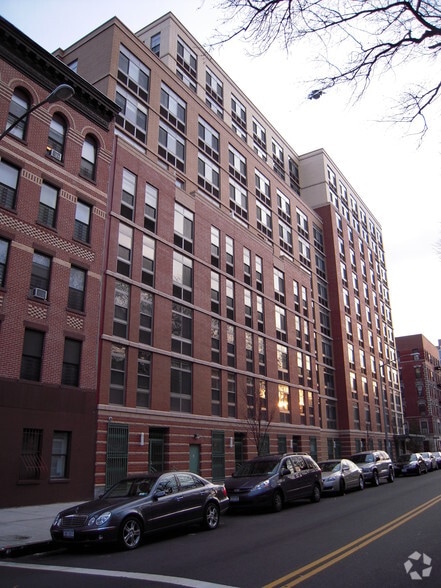 310 W 148th St, New York, NY for sale - Building Photo - Image 2 of 3