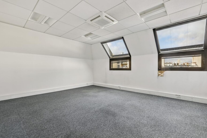 10/12 Rue Massue, Vincennes for lease - Interior Photo - Image 2 of 10