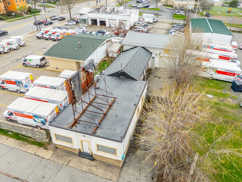 64 Spencer St, Rochester, NY à vendre - Photo du bâtiment - Image 3 de 45