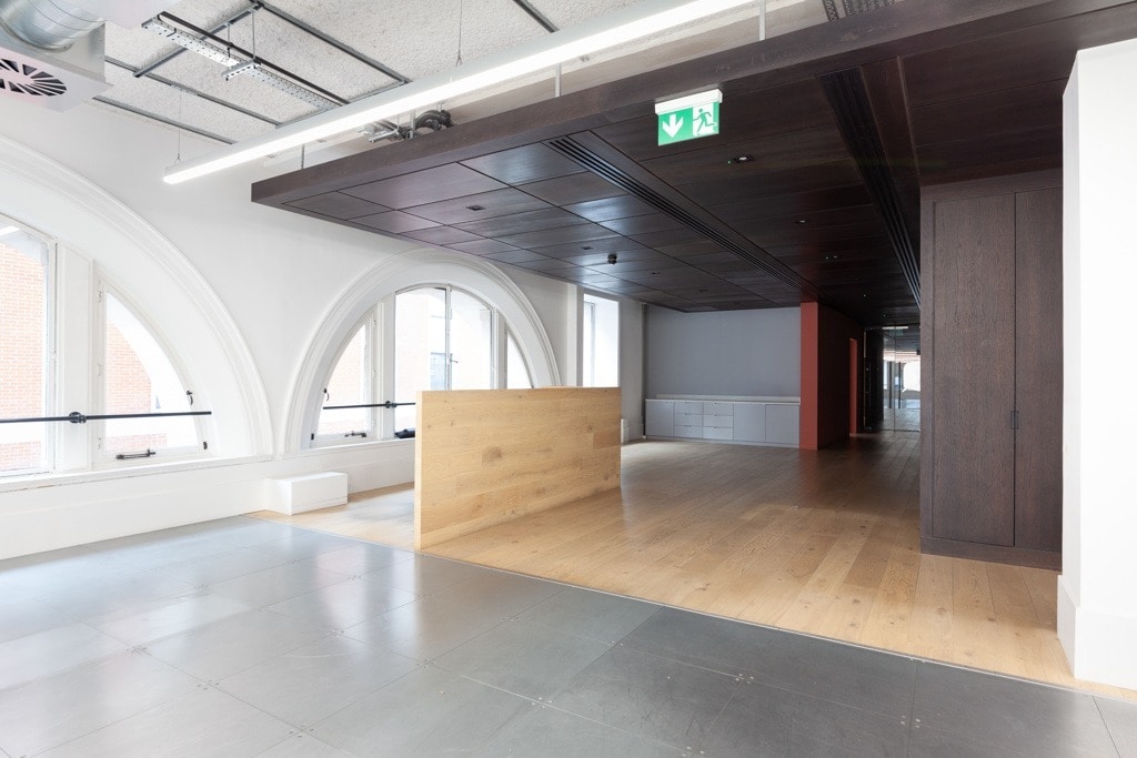 162 Oxford St, Londres à louer Photo intérieure- Image 1 de 5