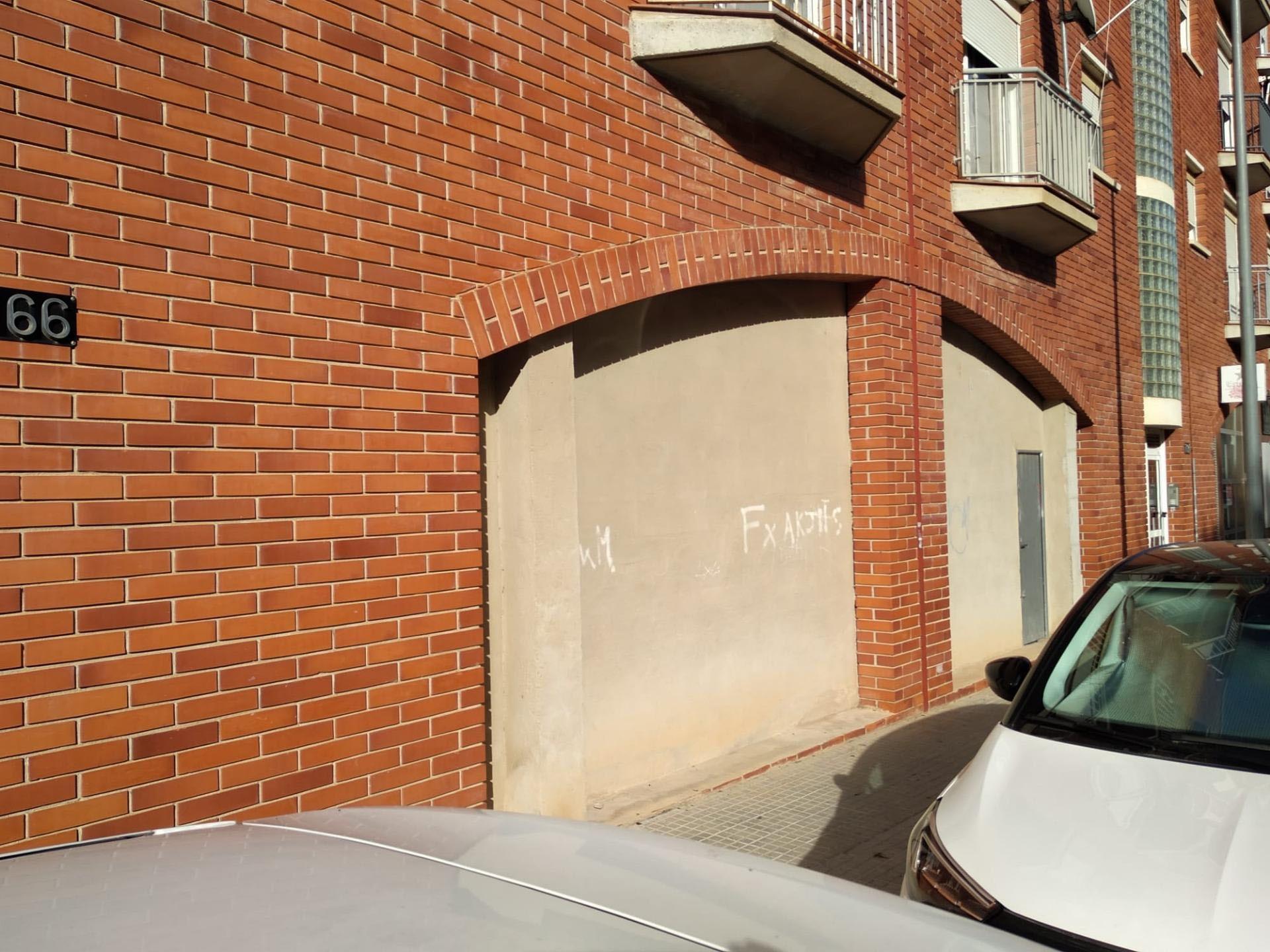 Retail in Amposta, Tarragona for lease Interior Photo- Image 1 of 3