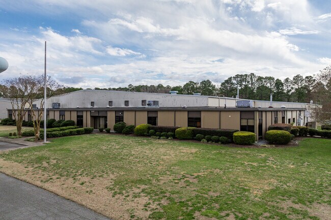 Plus de détails pour 1305 Progress Rd, Suffolk, VA - Industriel à louer