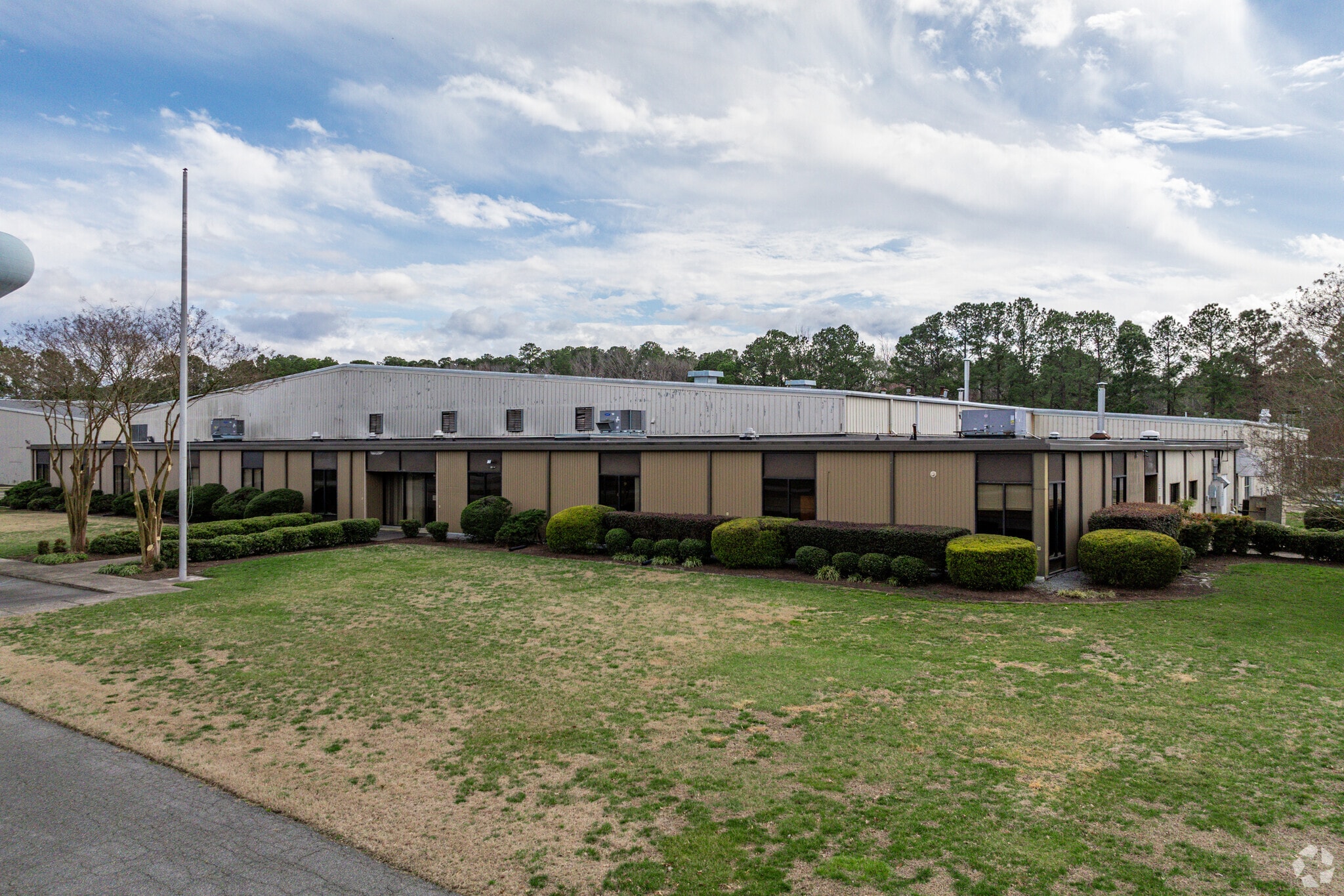 1305 Progress Rd, Suffolk, VA for lease Primary Photo- Image 1 of 16