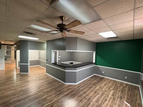 472 Western Blvd, Jacksonville, NC for lease Interior Photo- Image 1 of 10