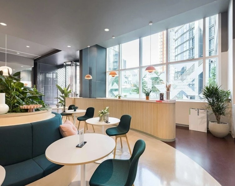 Marsh Wall, London for lease Interior Photo- Image 1 of 9