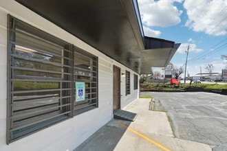 401 SW Cleveland Ave, Atlanta, GA à vendre Photo du bâtiment- Image 2 de 35