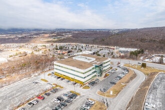 54 Glenmaura National Blvd, Moosic, PA - AÉRIEN  Vue de la carte