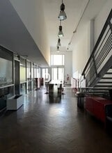 Office in Marseille for lease Interior Photo- Image 2 of 6