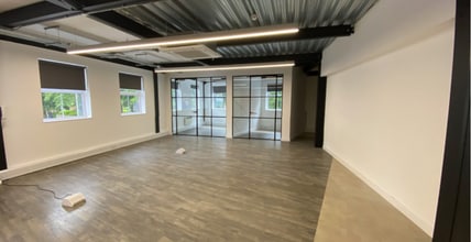 11 Station Rd, Wilmslow à louer Photo intérieure- Image 2 de 3