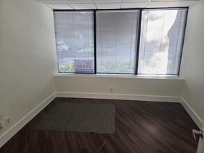 3730 Coconut Creek Pky, Coconut Creek, FL à louer Photo intérieure- Image 2 de 3