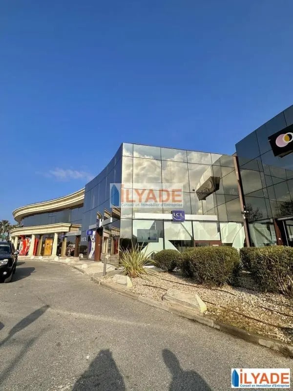 5 Avenue De Hambourg, Marseille for lease Building Photo- Image 1 of 14