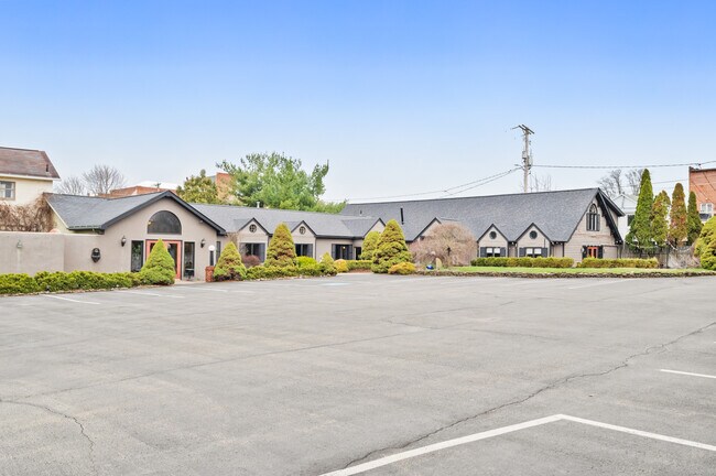 Plus de détails pour 181 E Brown St, Blairsville, PA - Commerce de détail à vendre