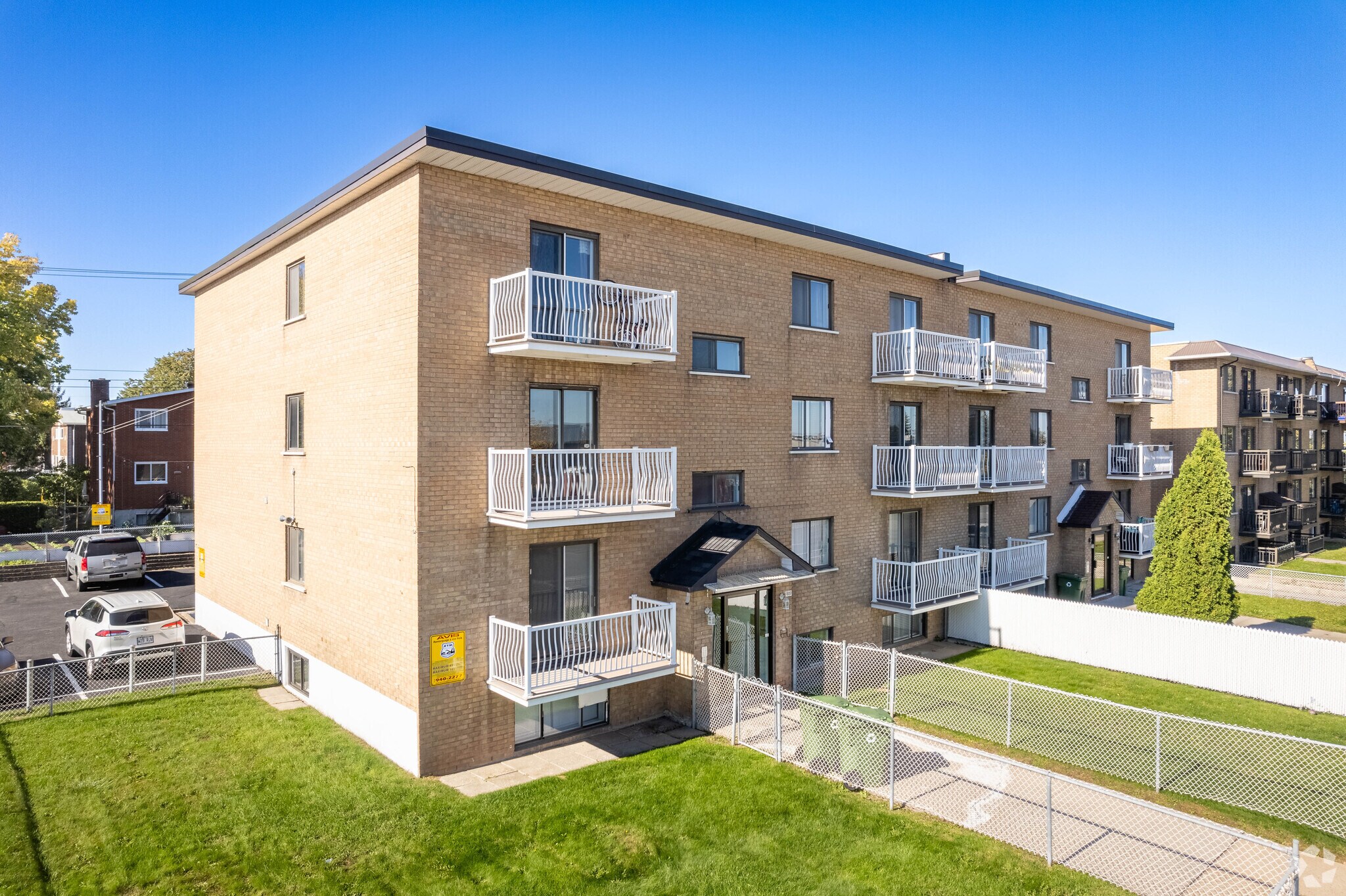 11800 Boul Rodolphe-Forget, Montréal, QC for sale Primary Photo- Image 1 of 1