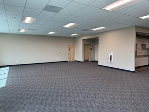 4405 Turner Rd SE, Salem, OR for lease Interior Photo- Image 2 of 4