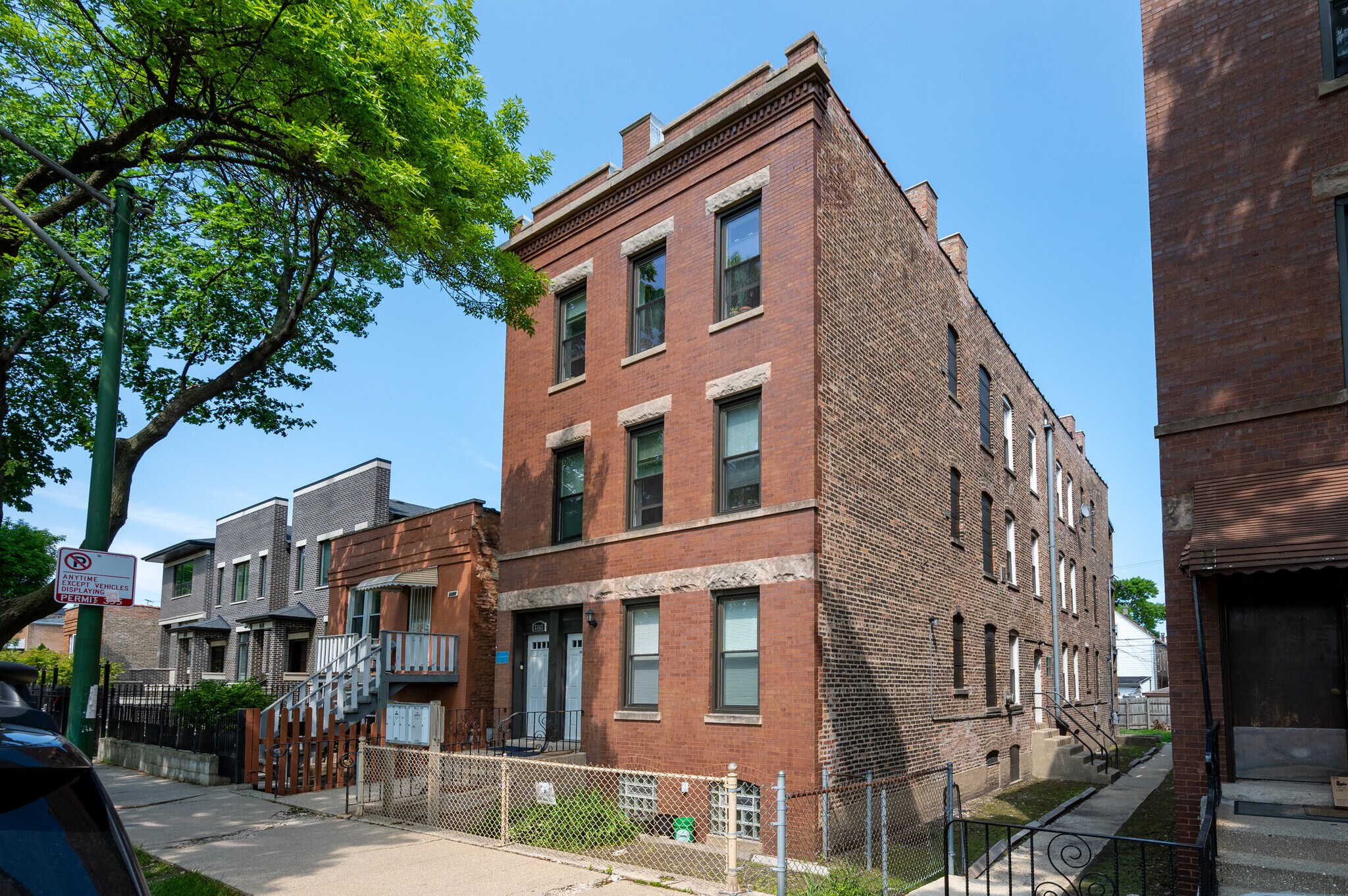 3363 S Racine Ave, Chicago, IL à vendre Photo du bâtiment- Image 1 de 1