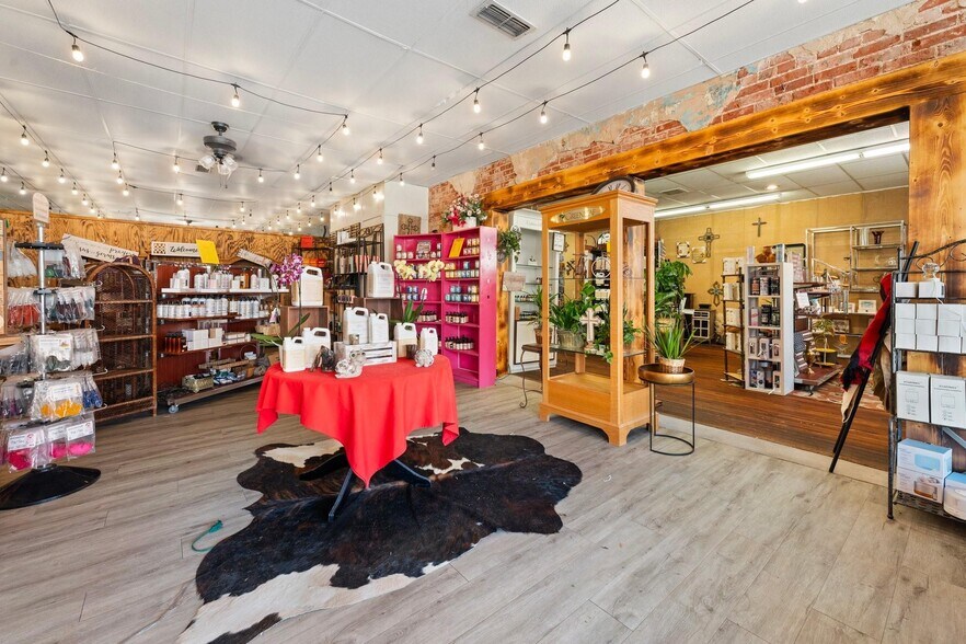 133 N Texas St, De Leon, TX à vendre - Photo du bâtiment - Image 3 de 27