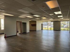 1550 Rollins Rd, Burlingame, CA à louer Photo intérieure- Image 1 de 11