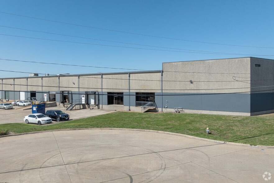 12750 Perimeter Dr, Dallas, TX for lease - Building Photo - Image 2 of 7