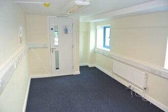 Dalmeyer Rd, Londres à louer Photo intérieure- Image 2 de 11