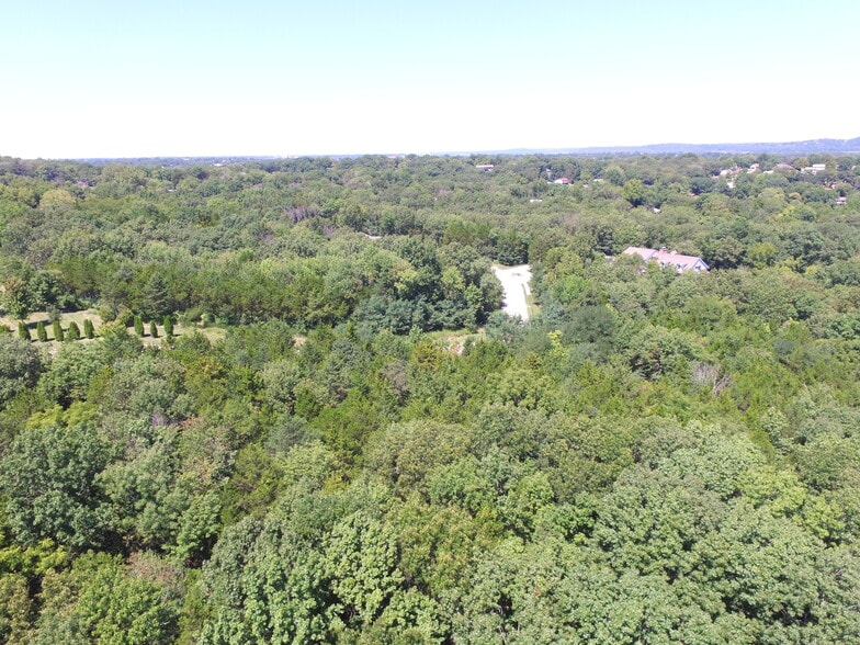 Rolling Hills, Jefferson City, MO for sale - Building Photo - Image 2 of 2