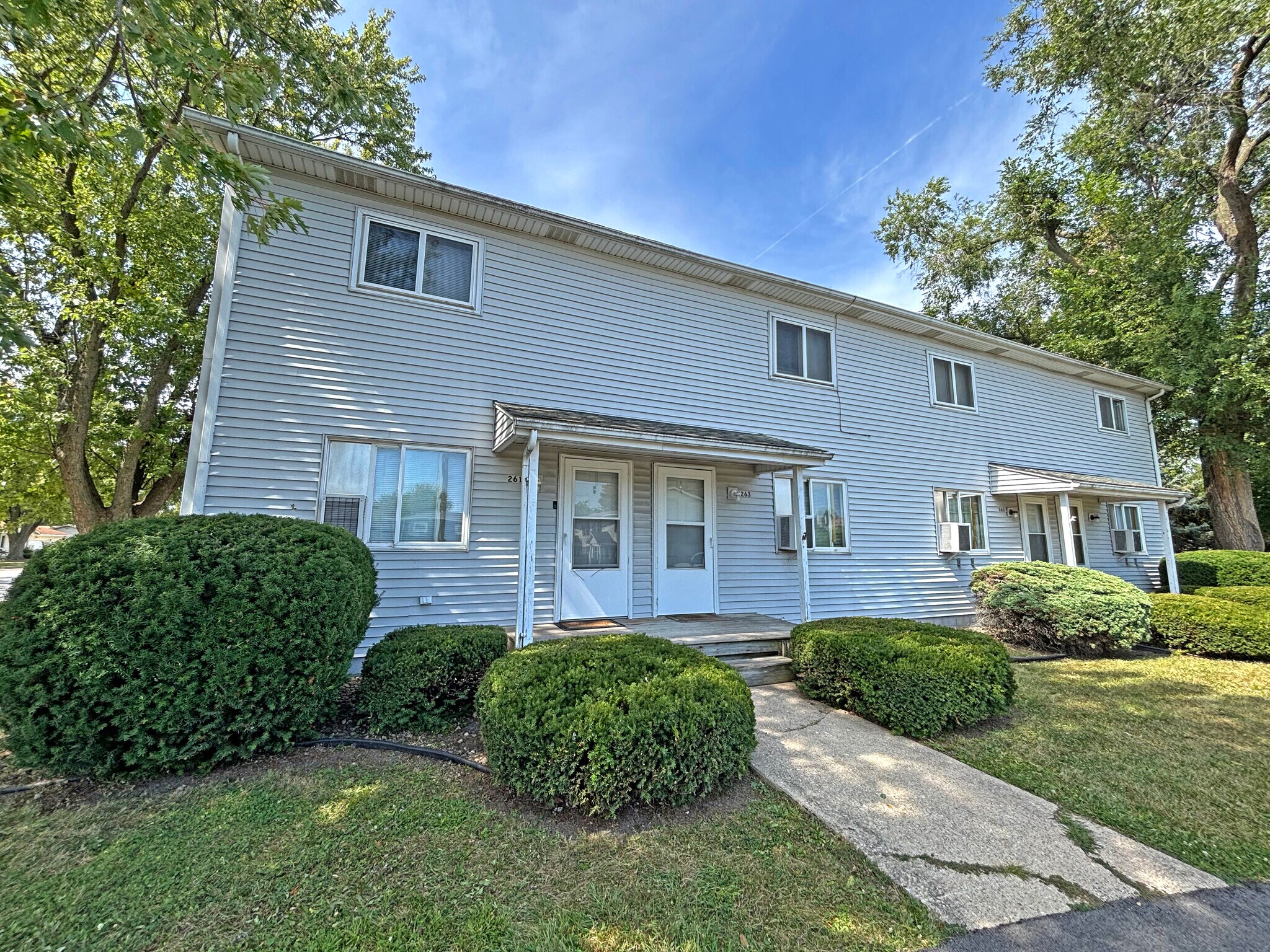 261 Mohawk Dr, Bourbonnais, IL à vendre Photo principale- Image 1 de 9