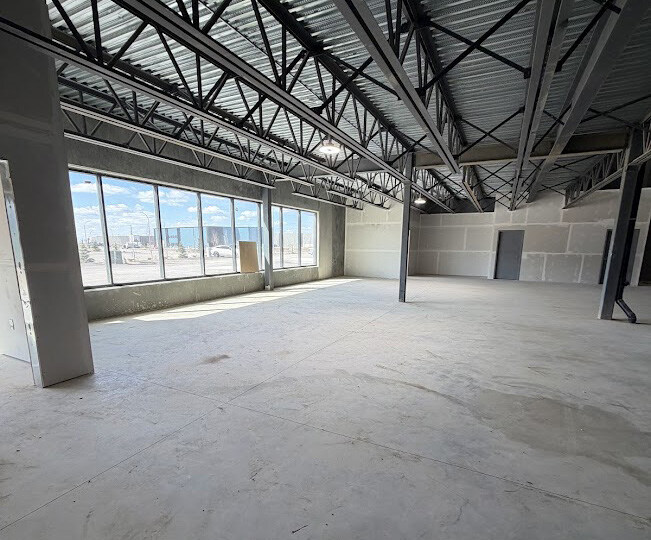 5003 28 St NW, Edmonton, AB for lease - Interior Photo - Image 3 of 6