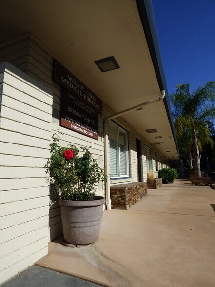 1402-1414 Maria Ln, Walnut Creek, CA à vendre - Photo du bâtiment - Image 2 de 22