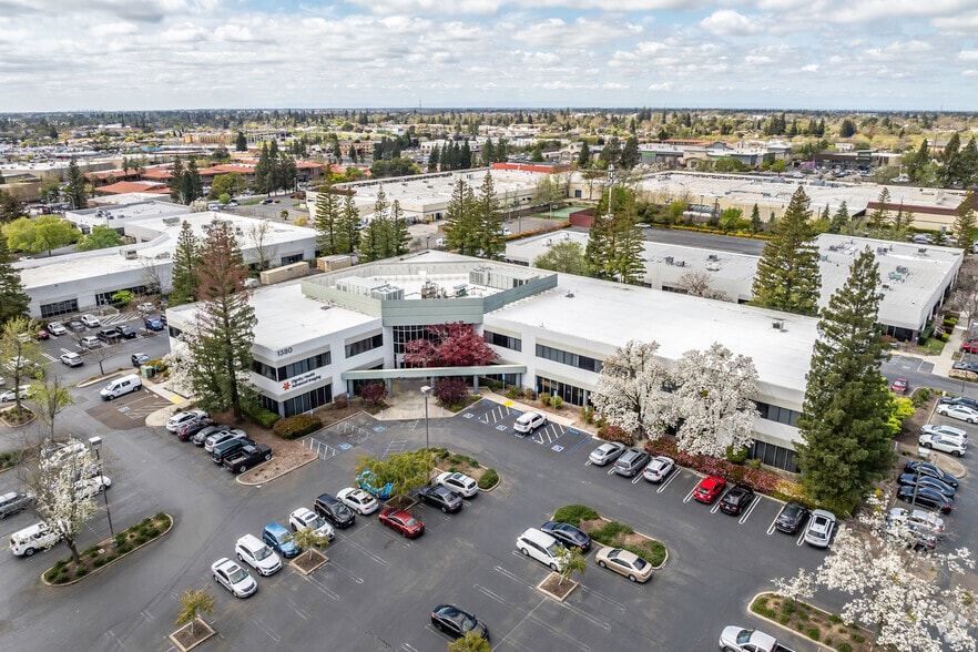 1380 Lead Hill Blvd, Roseville, CA à louer - Aérien - Image 2 de 6