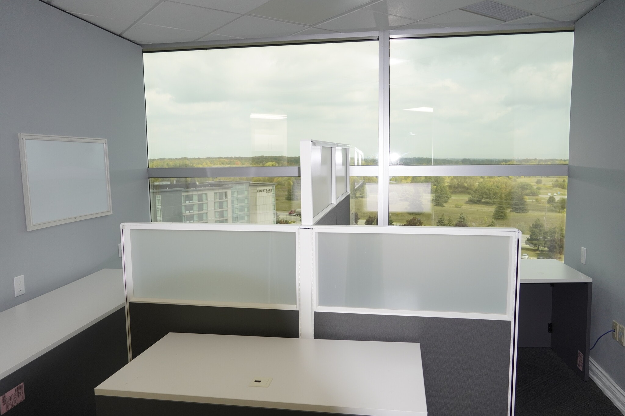 5500 N Service Rd, Burlington, ON à louer Photo intérieure- Image 1 de 11