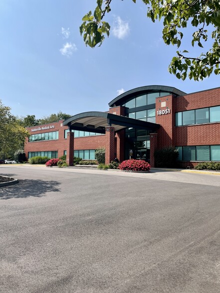 18051 River Rd, Noblesville, IN for lease - Building Photo - Image 3 of 10