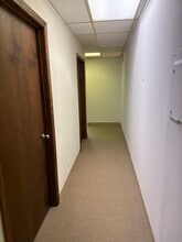 400 Lake Cook Rd, Deerfield, IL for lease Building Photo- Image 2 of 3