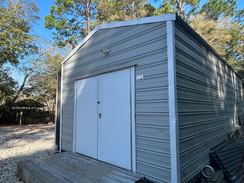 13957 Mount Pleasant Rd, Jacksonville, FL for lease - Building Photo - Image 2 of 12