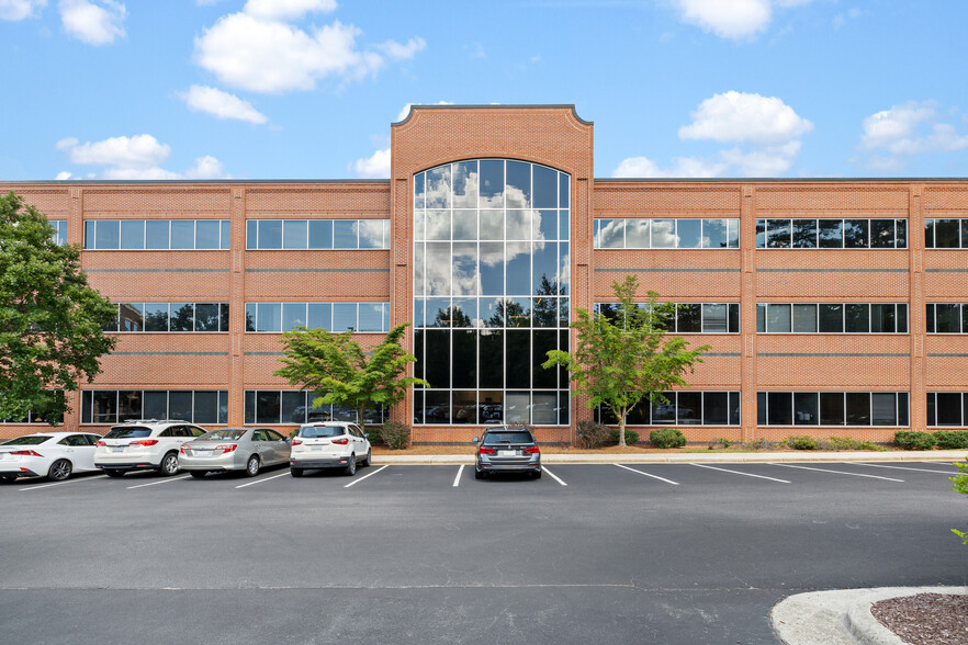 1500 Sunday Dr, Raleigh, NC for lease - Building Photo - Image 1 of 10