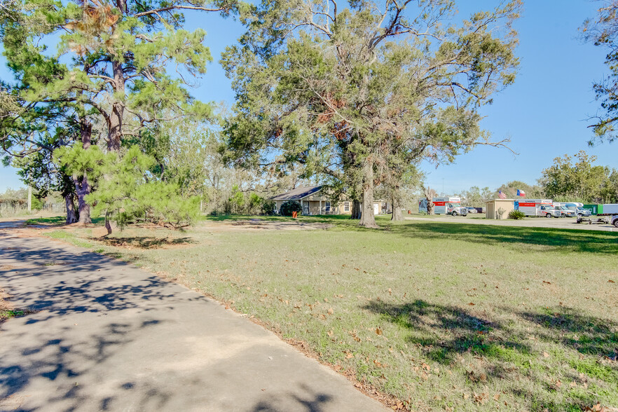 77 Riley Rd, Houston, TX for sale - Building Photo - Image 2 of 18