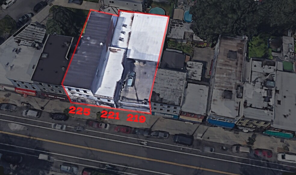 219-225 Broad st, Staten Island, NY for sale - Building Photo - Image 3 of 37