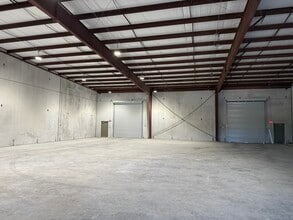 8055 Ironside Dr, Fort Myers, FL à louer Photo intérieure- Image 2 de 2