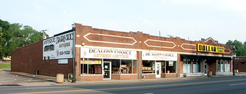 2101 8th Ave S, Nashville, TN à louer - Photo du bâtiment - Image 2 de 3