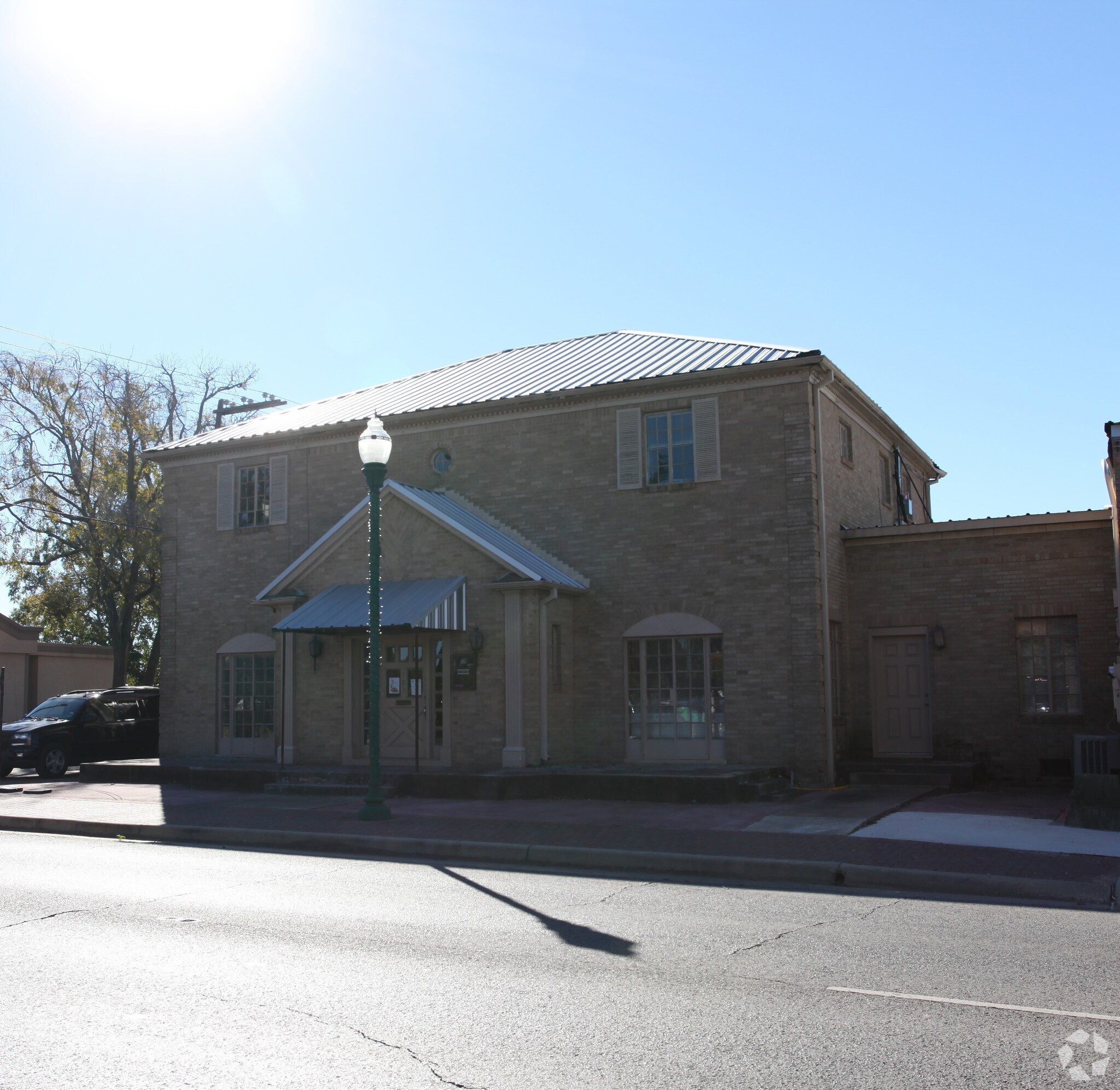 103 W Phillips St, Conroe, TX à vendre Photo du bâtiment- Image 1 de 3