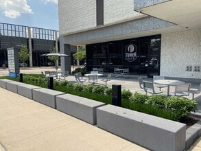 200 1st St Se, Cedar Rapids, IA for lease Building Photo- Image 1 of 17