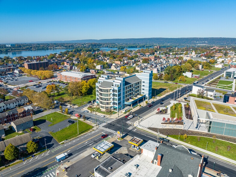 1500 N 6th St, Harrisburg, PA for lease - Building Photo - Image 2 of 5