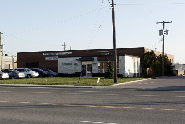 More details for 2355 Cawthra Rd, Mississauga, ON - Industrial for Lease